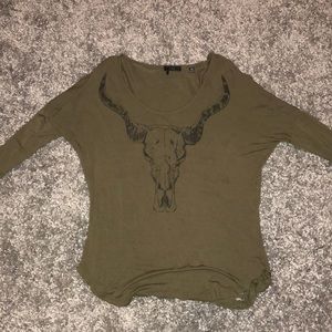 Half-sleeve Skull T-shirt